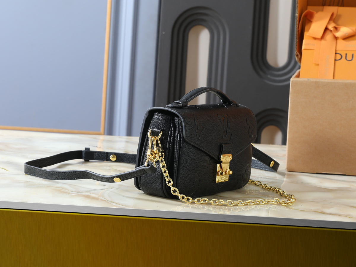 WM6 Fashion Women High Quality Bag Crossbody bag 21.5x13.5x6CM
