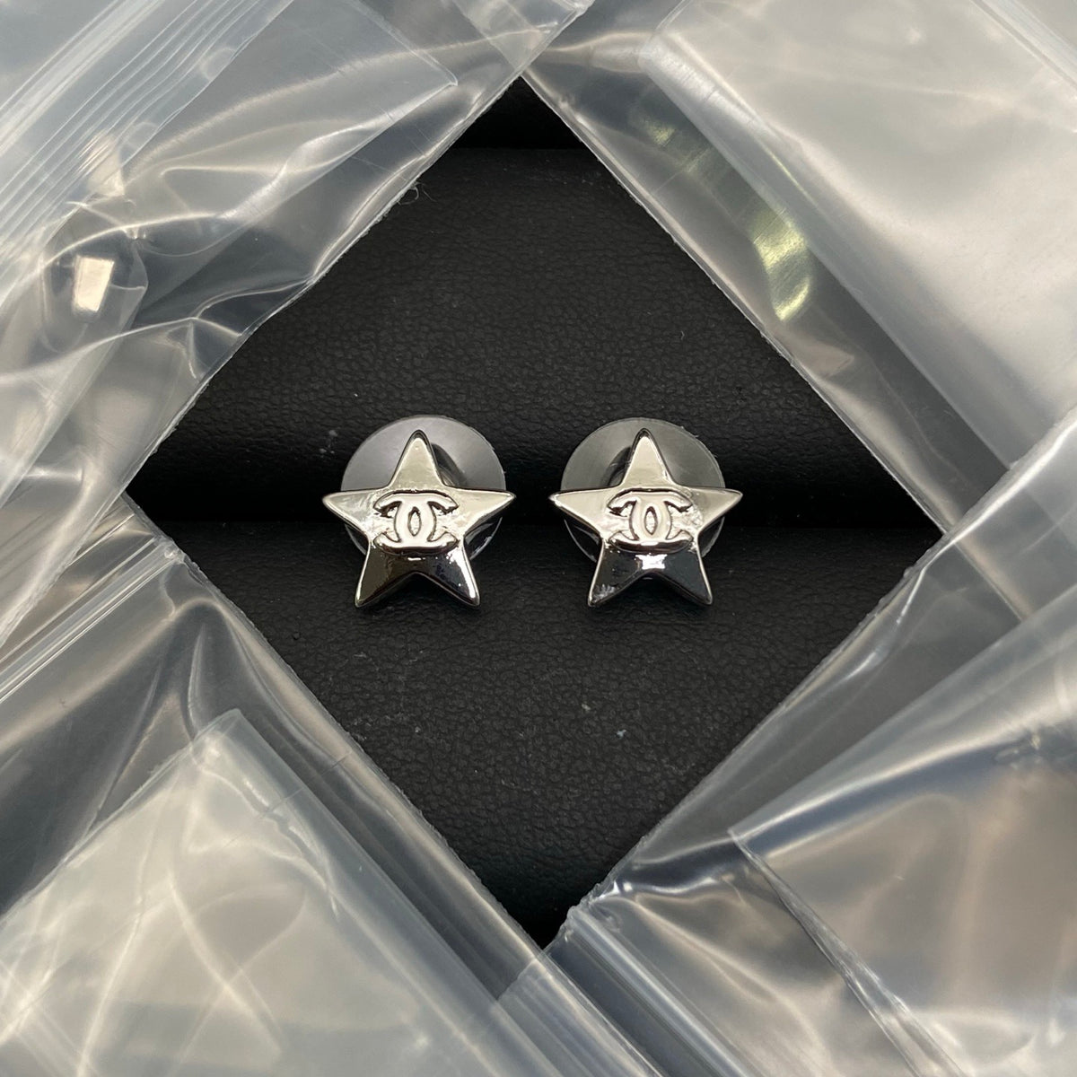 E42 Women earrings high-quality jewelry
