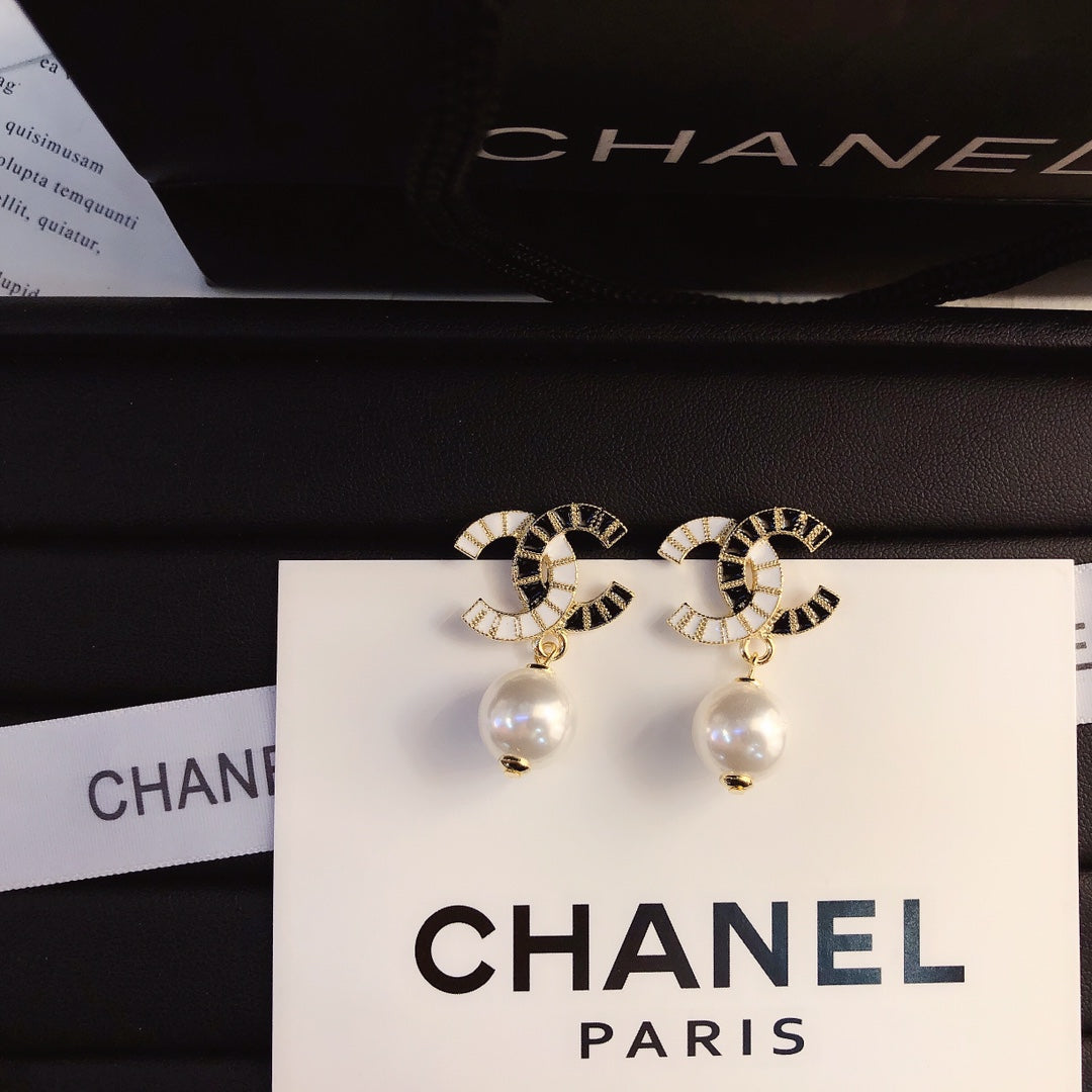 A301 Women gold-plated fashion earrings high-quality jewelry