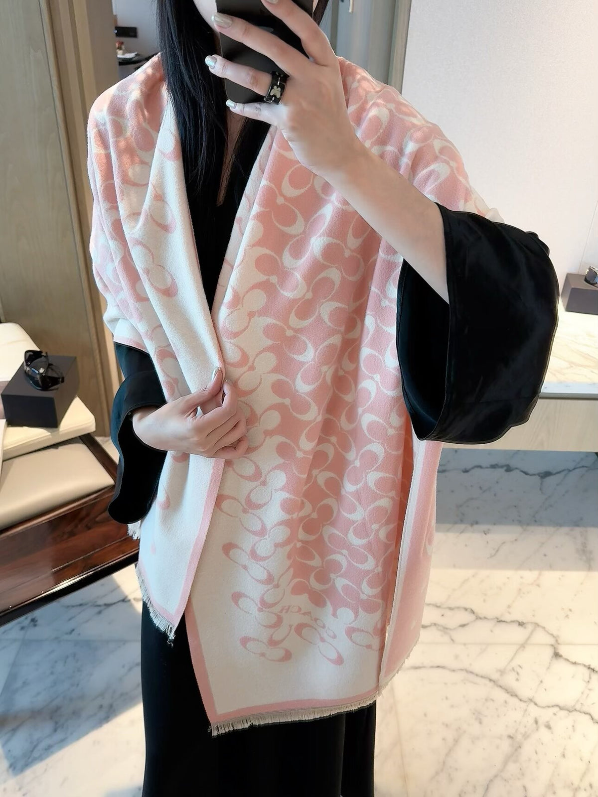 F40 Women's Wool Blend Scarf Wrap