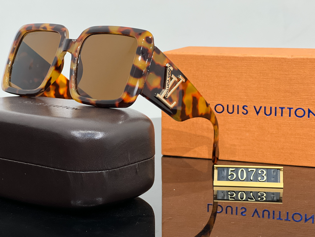 5073 Fashion men's and women's sunglasses with box