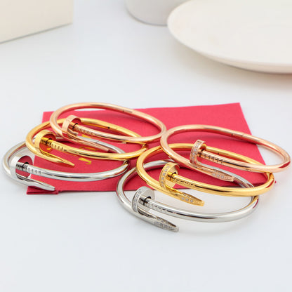B36 Classic Men Women 18K Gold‑Plated Bangle Stainless Steel Fashion Jewelry
