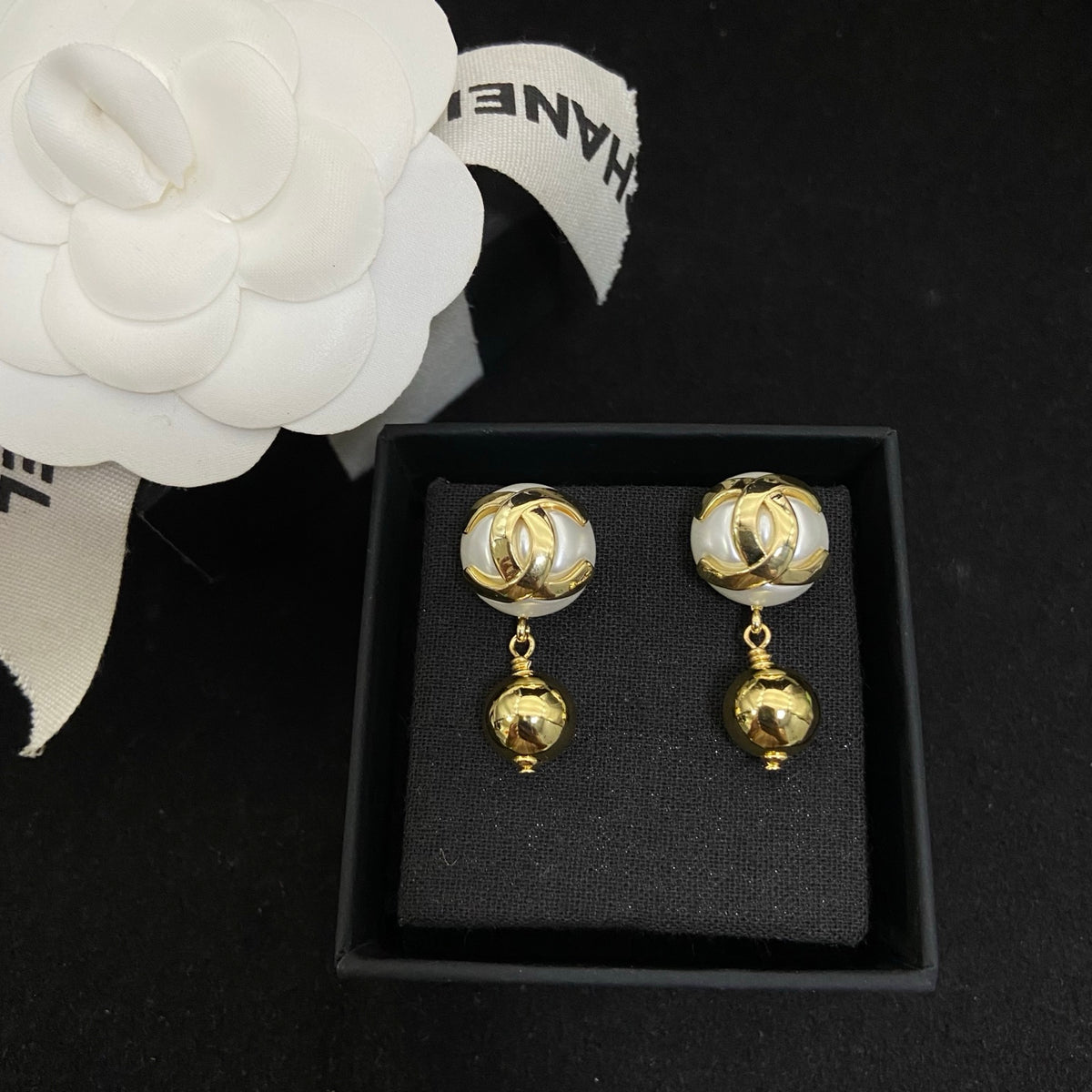 E2 Women gold-plated fashion earrings high-quality jewelry
