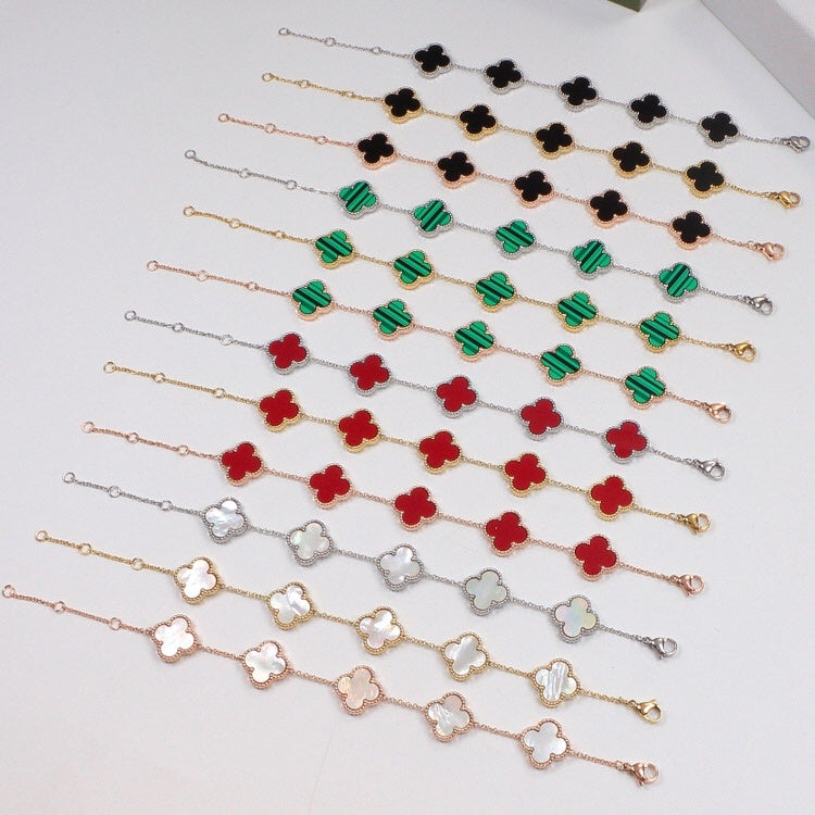 VAB1 Classic Four‑Leaf Clover Unisex Fashion Bracelet for Men and Women