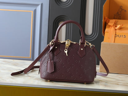 WM9 Fashion Women High Quality Handbag Casual Bag Shell-shaped Bag 23.5 x 17.5 x 11.5