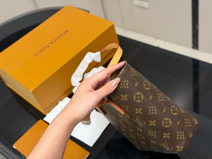 MS18 Fashion women bag handbag 20*21cm