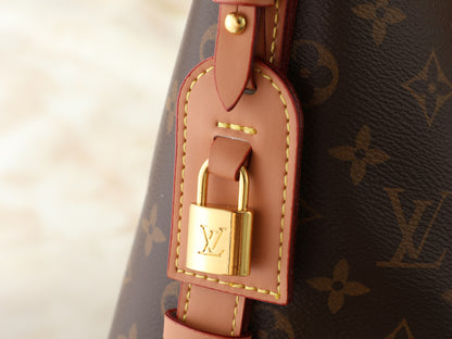WM18 Fashion Women High Quality Handbag Casual Bag 21x24x16CM