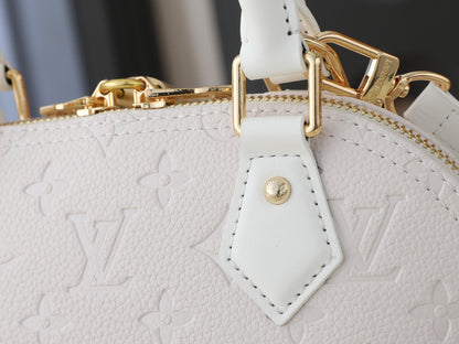 WM9 Fashion Women High Quality Handbag Casual Bag Shell-shaped Bag 23.5 x 17.5 x 11.5