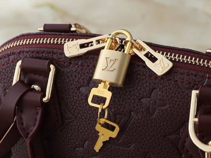WM9 Fashion Women High Quality Handbag Casual Bag Shell-shaped Bag 23.5 x 17.5 x 11.5
