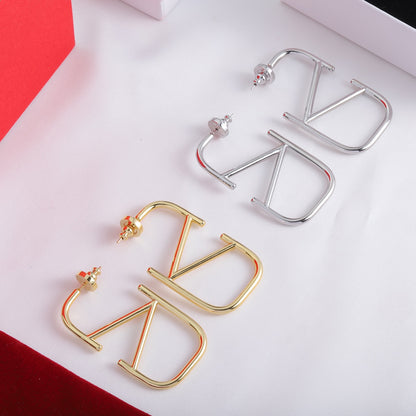E64 Women gold-plated earrings high-quality jewelry