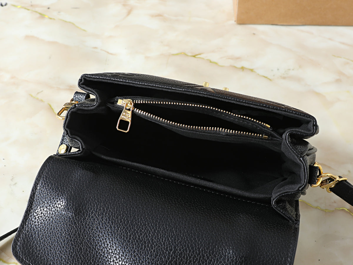 WM6 Fashion Women High Quality Bag Crossbody bag 21.5x13.5x6CM
