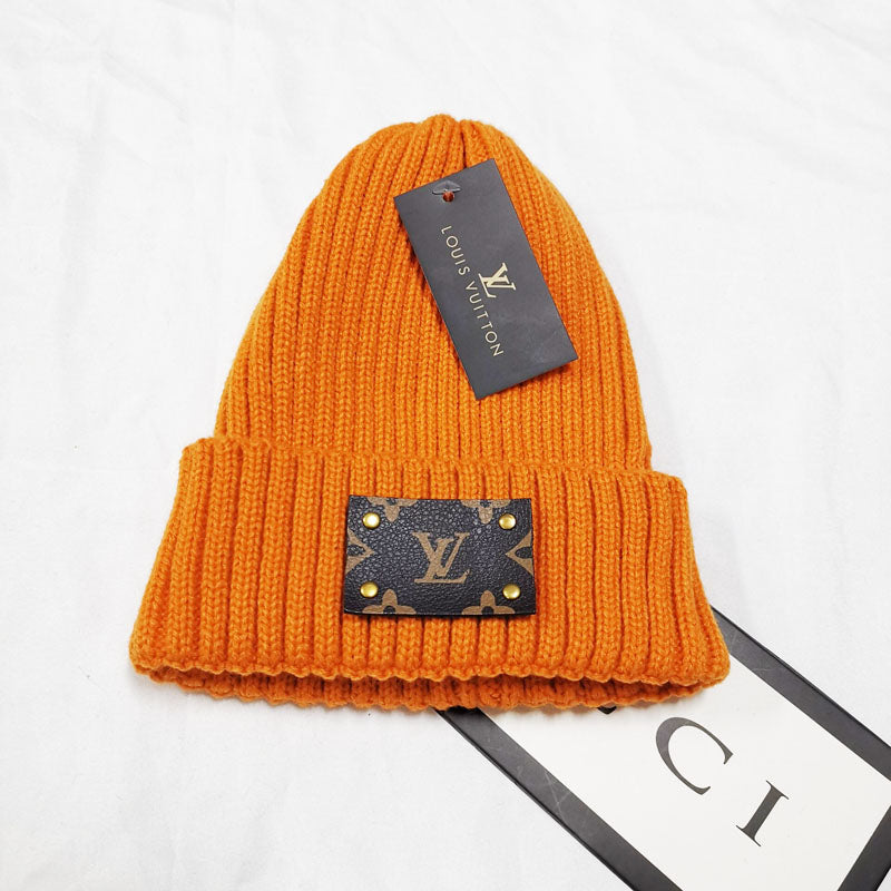 H2 Men and women winter fashion knitted hats