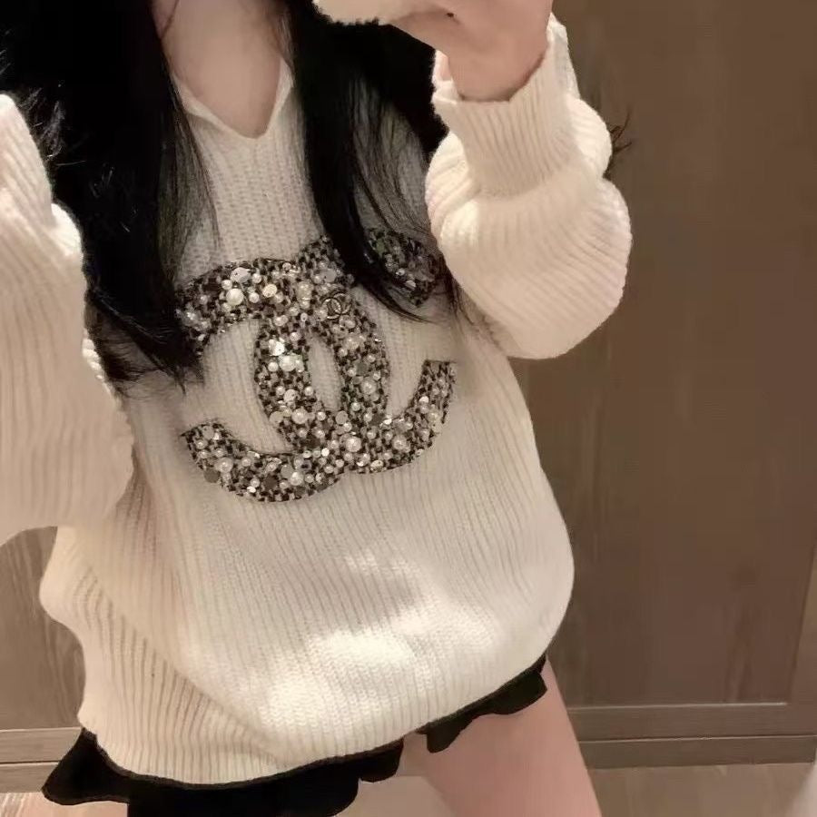 C23 Women high-quality b0lack and white casual sweater