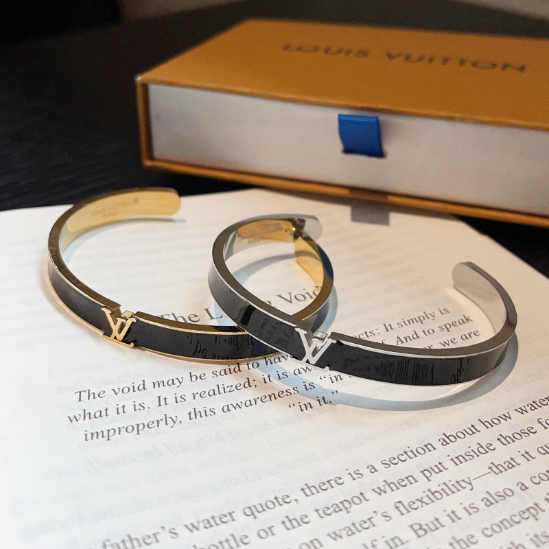 S498 Women 316L Titanium Steel Bracelet Fashion Gold Plated Jewelry