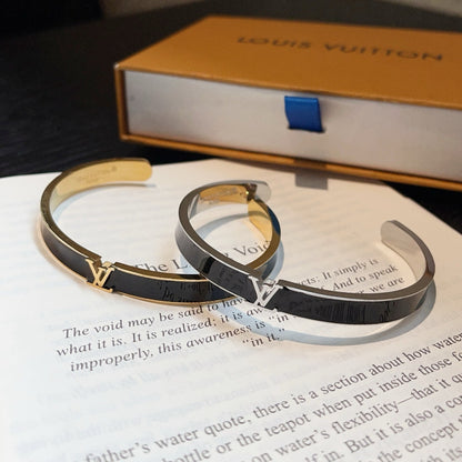 S498 Women 316L Titanium Steel Bracelet Fashion Gold Plated Jewelry