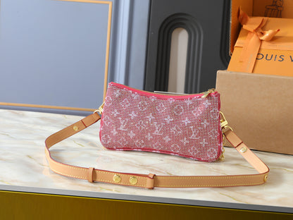 WM8 New women's casual bag  24.5*13.5*6.5CM