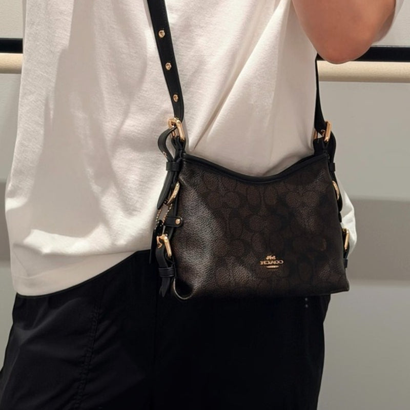 COMB1  Classic, Stylish & Versatile Women's Bag  21x6x16cm