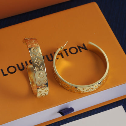 E31 Women gold-plated fashion earrings high-quality jewelry