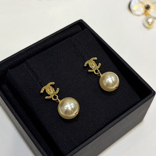 E69 Women gold-plated earrings high-quality jewelry