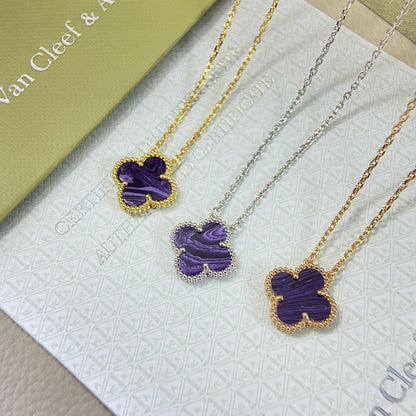 VAN1 New Arrival Single Crystal Stripe Four‑Leaf Clover Pendant Necklace Fashion Daily Jewelry