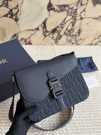 MS8 Bag for men and women 23x18x6cm