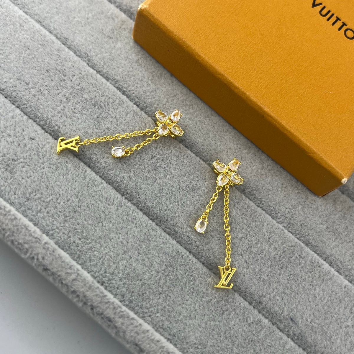 E29 Women gold-plated fashion earrings high-quality jewelry