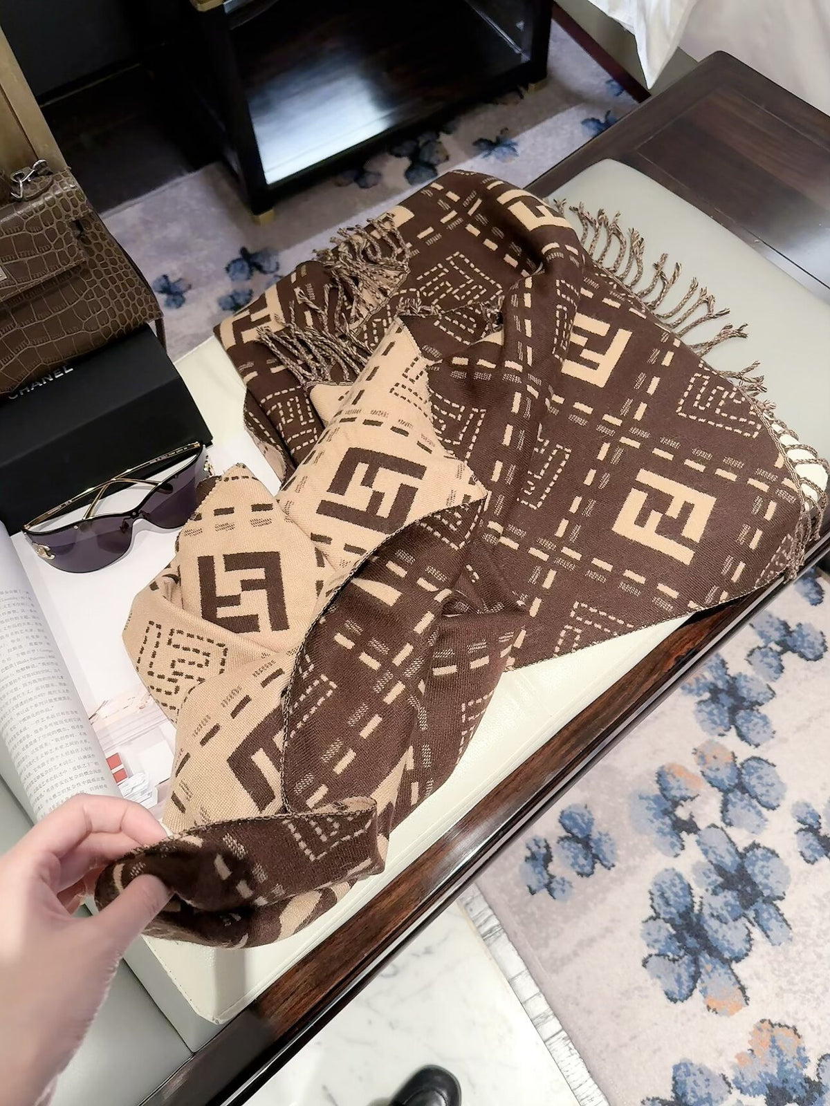 F50 Women Wool Blend Scarf Wrap