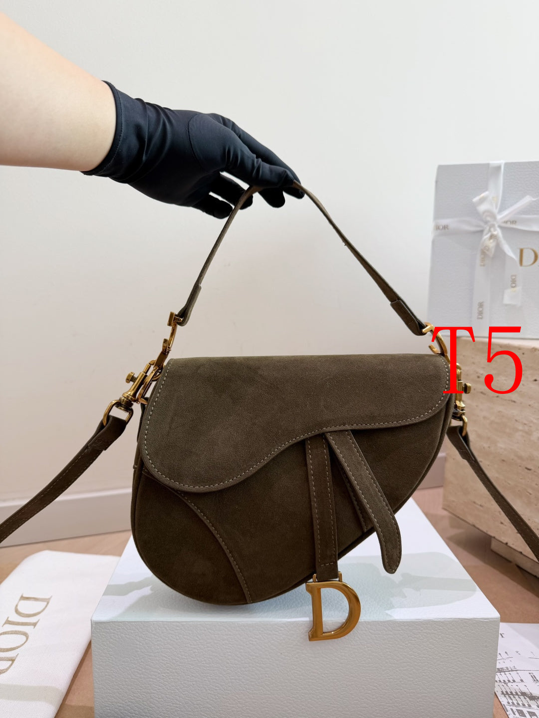 MS32 Women's Classic Saddle Bag Handbag