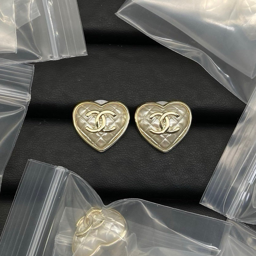 E51 Women gold-plated fashion earrings high-quality jewelry