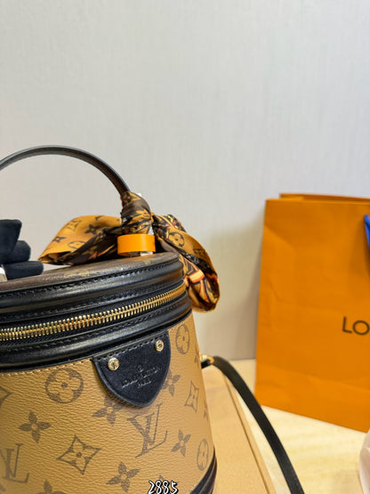 MS46 Classic cylindrical leather bag handbag 15×17CM