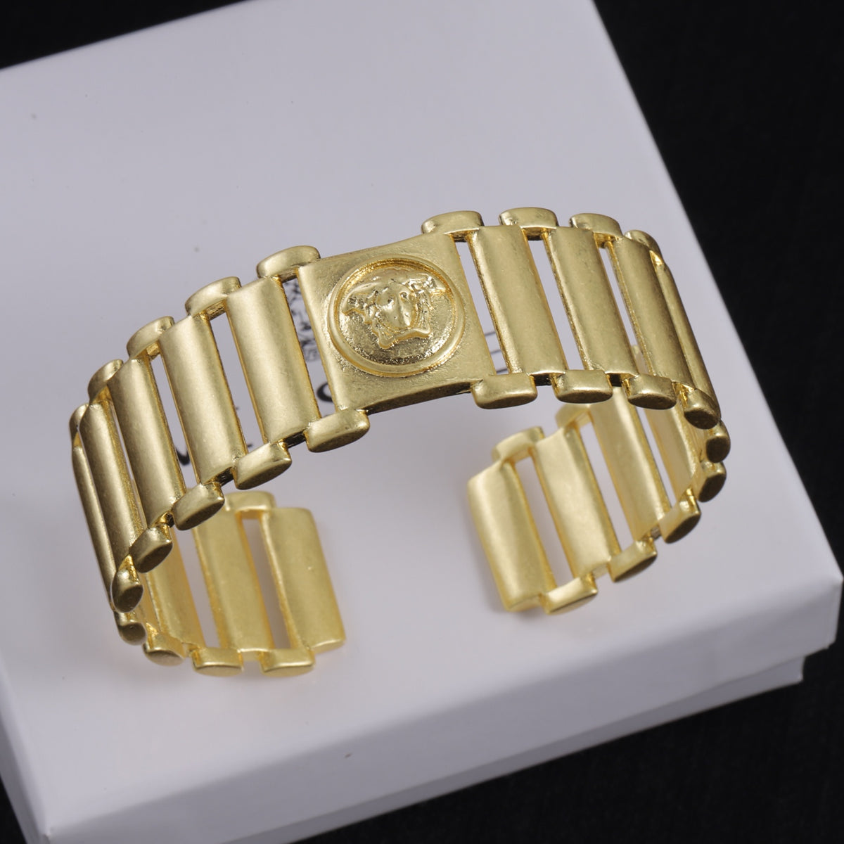 B46 New gold-plated bangle fashion jewelry