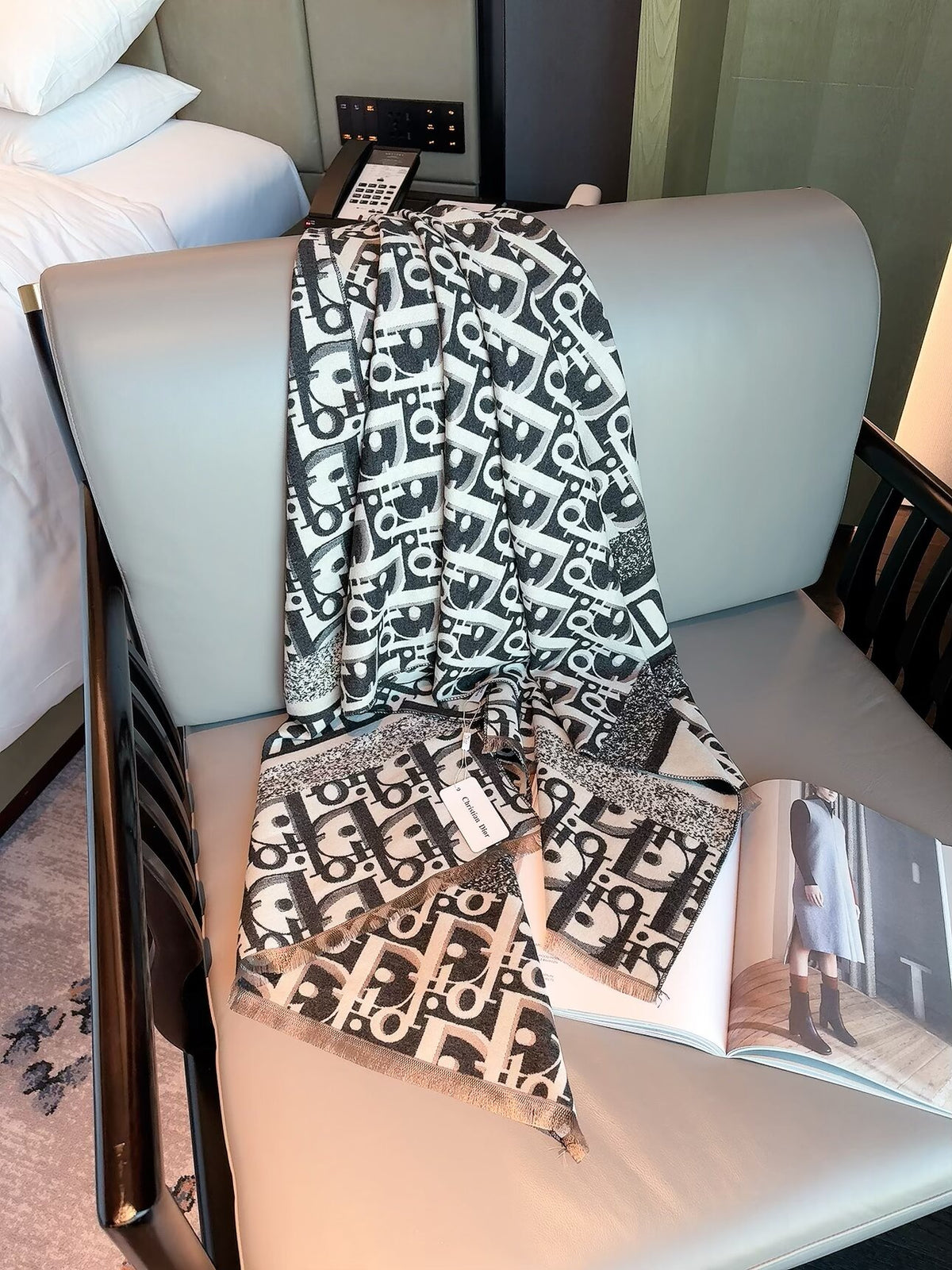 F52  Women's cotton scarf