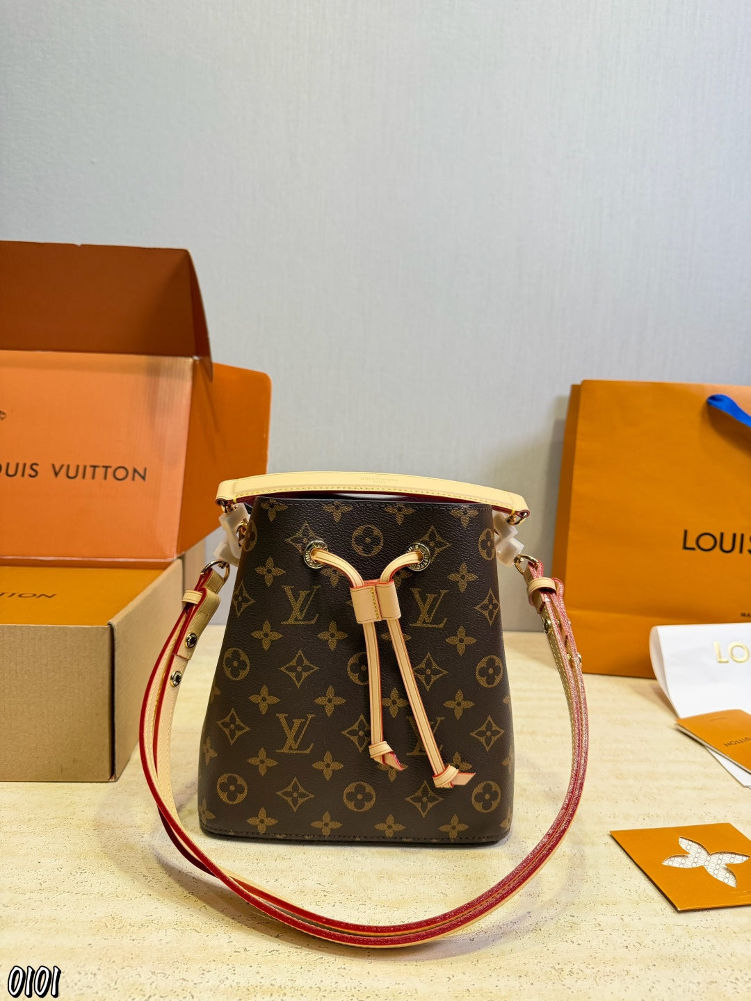 MS70 Classic bucket bag diagonal cross bag 21X14cm