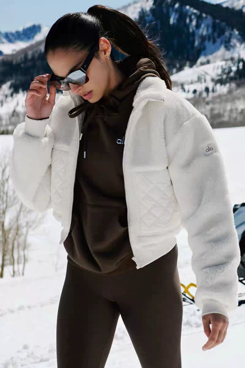 C1 Women Versatile Warm Short Sherpa Fleece Jacket Stand‑Collar Zipper Sports Coat