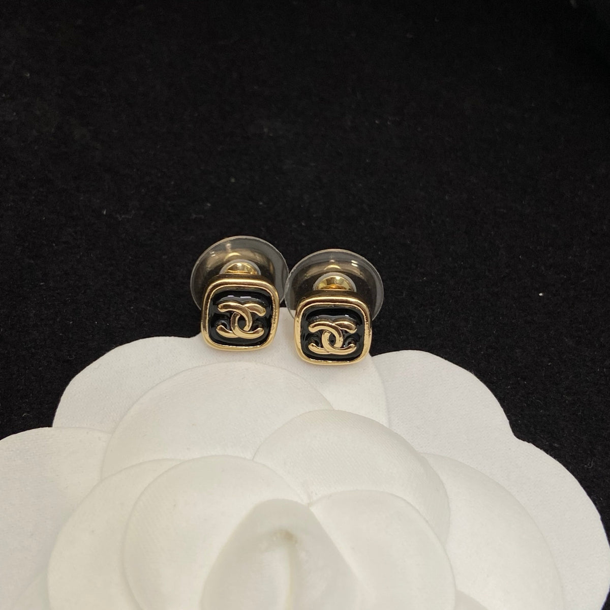 E10 Women gold-plated fashion earrings high-quality jewelry
