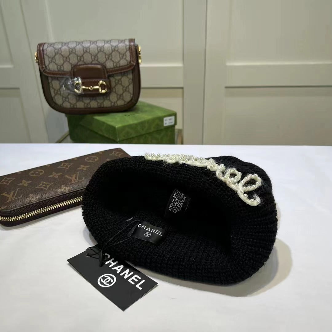 H28 Knitted Hat For Men and Women