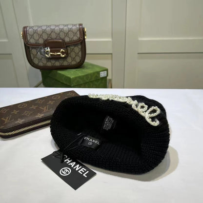 H28 Knitted Hat For Men and Women
