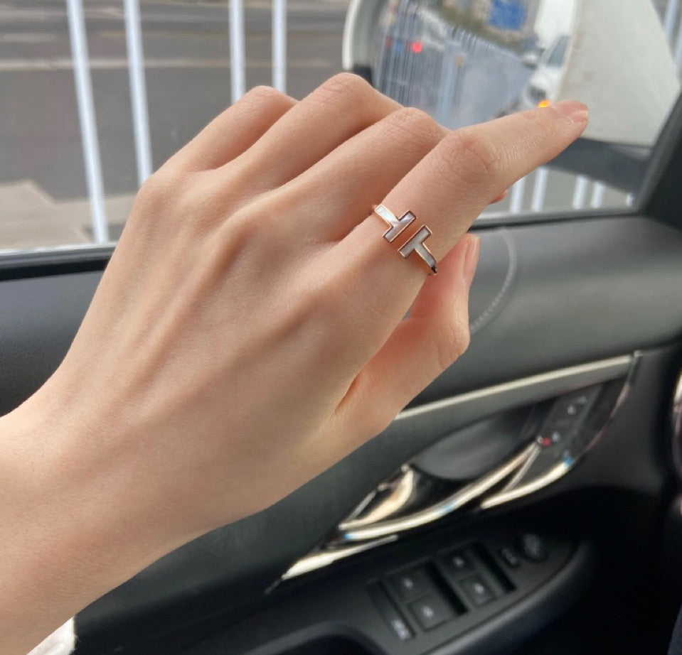 J162 Adjustable Fashion Open Ring for Women Premium Jewelry