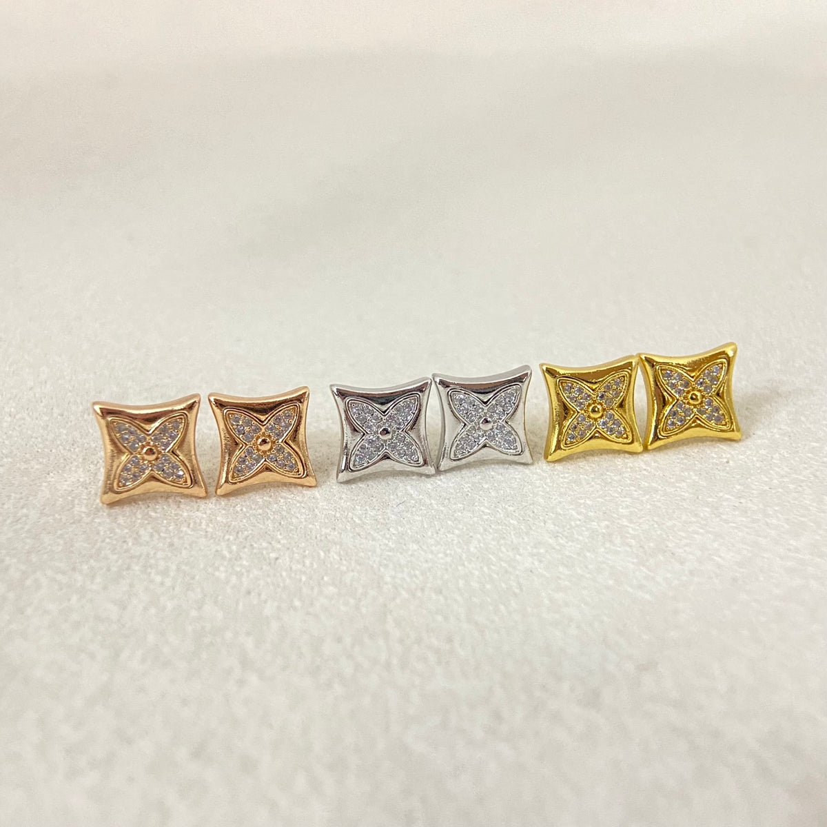 E19 Women gold-plated fashion earrings high-quality jewelry