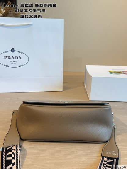 MN21 Fashion Women High Quality Bag With box 23*9*17CM