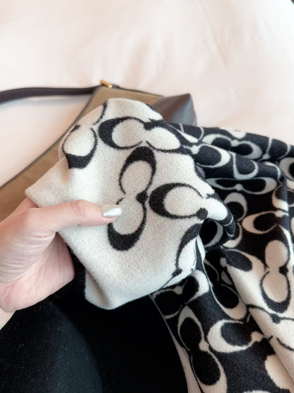 F40 Women's Wool Blend Scarf Wrap