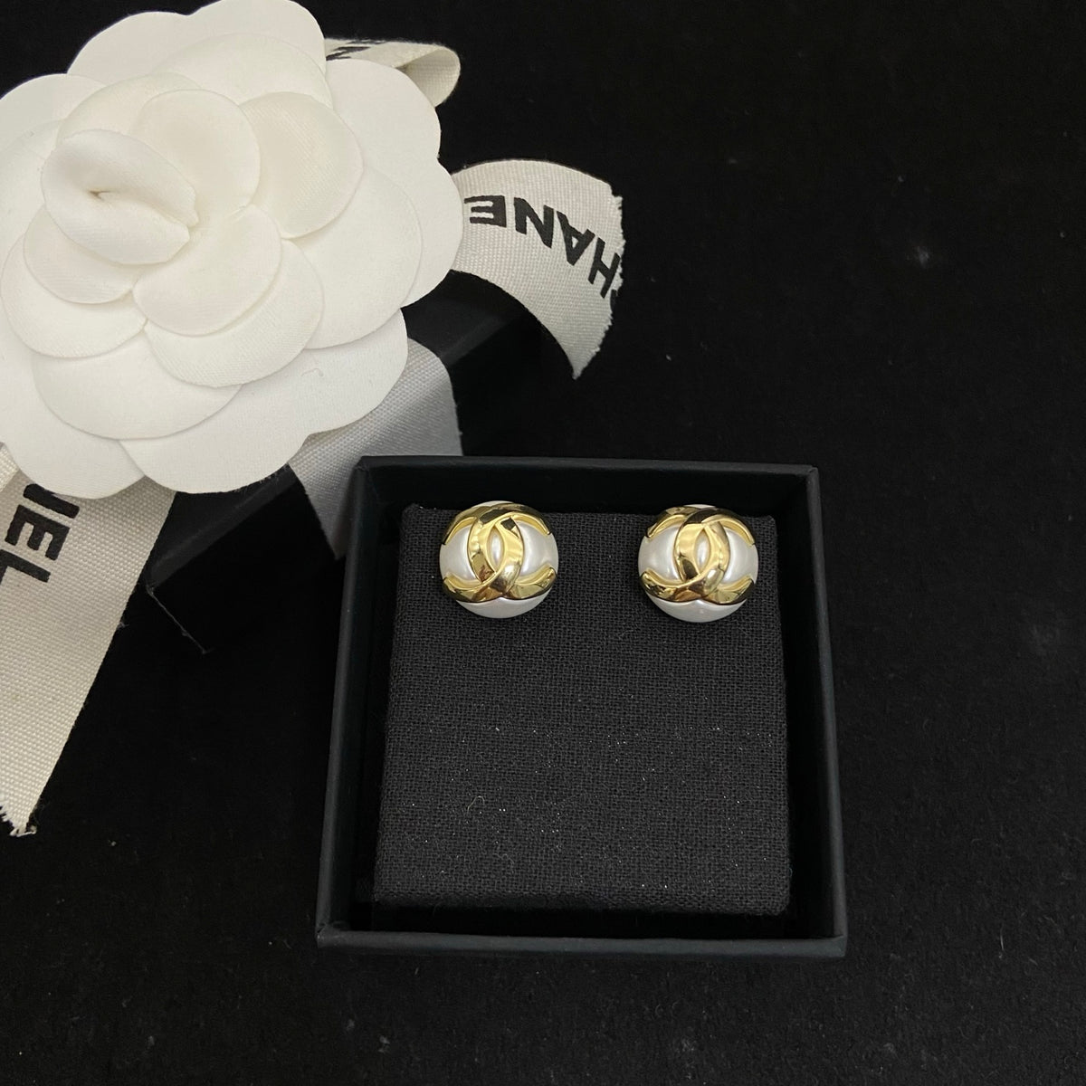 E1 Women gold-plated fashion round earrings high-quality jewelry