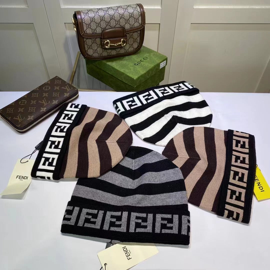 H19 Knitted Hat For Men and Women