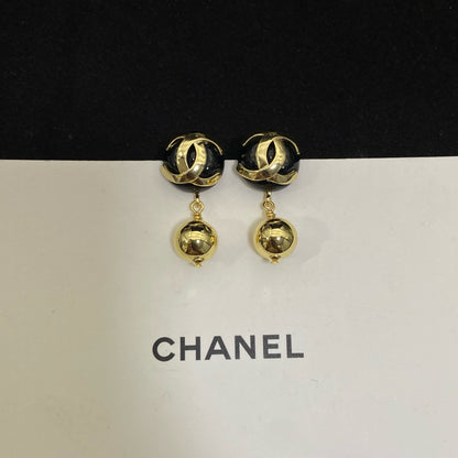 E2 Women gold-plated fashion earrings high-quality jewelry