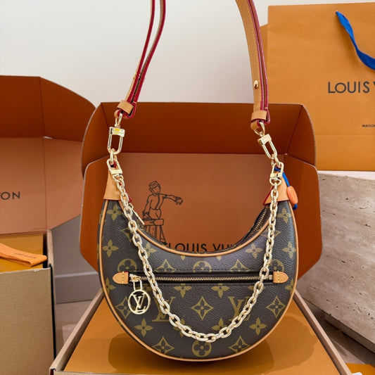 MS27 Classic Crescent Bag Handbag