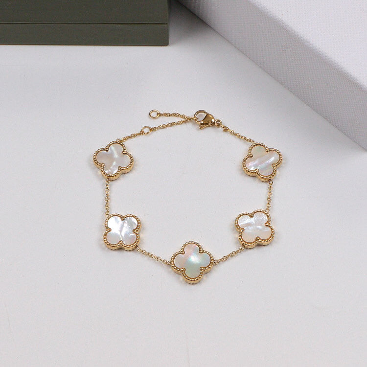 VAB1 Classic Four‑Leaf Clover Unisex Fashion Bracelet for Men and Women