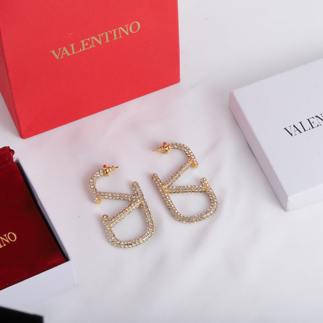 E65 Women gold-plated earrings high-quality jewelry
