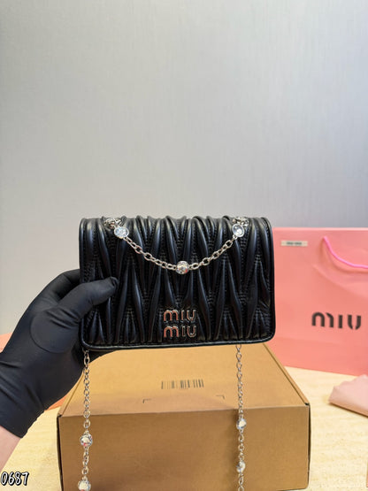 MS77 Fashion diagonal cross bag 20 X13X 5cm