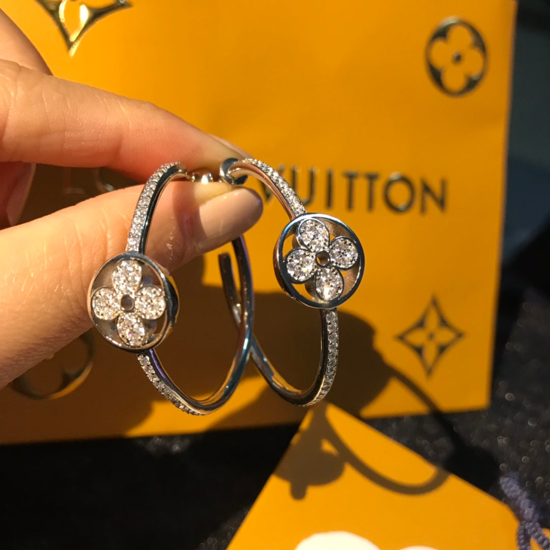 E35 Women gold-plated fashion earrings high-quality jewelry