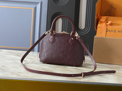 WM9 Fashion Women High Quality Handbag Casual Bag Shell-shaped Bag 23.5 x 17.5 x 11.5